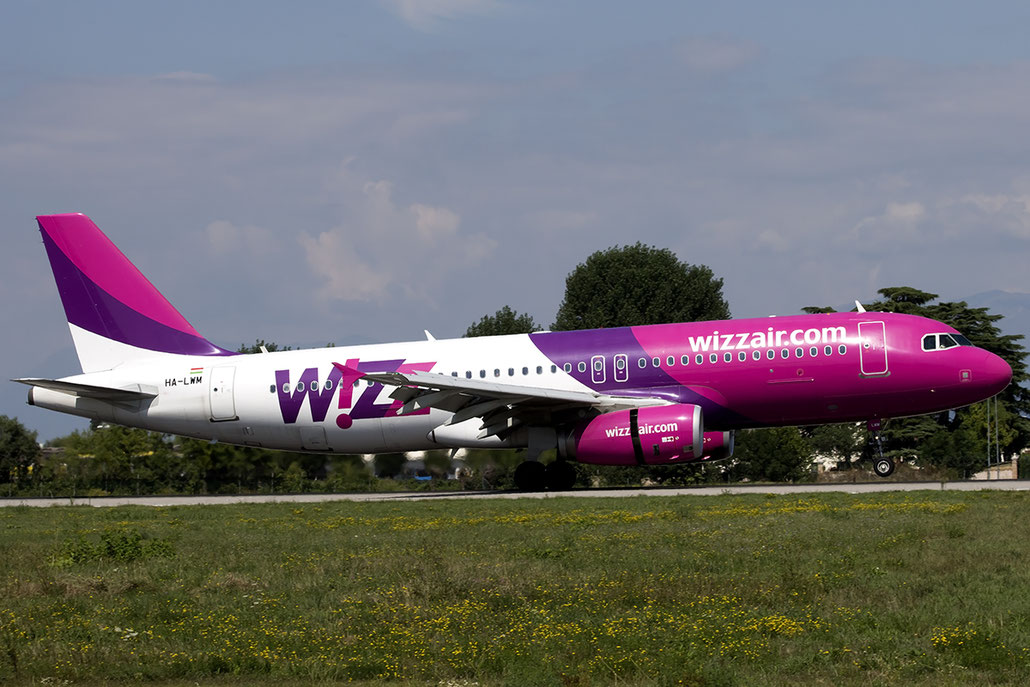 HA-LWM A320-232 5021 Wizz Air @ Treviso Airport 22.08.2015 © Piti Spotter Club Verona