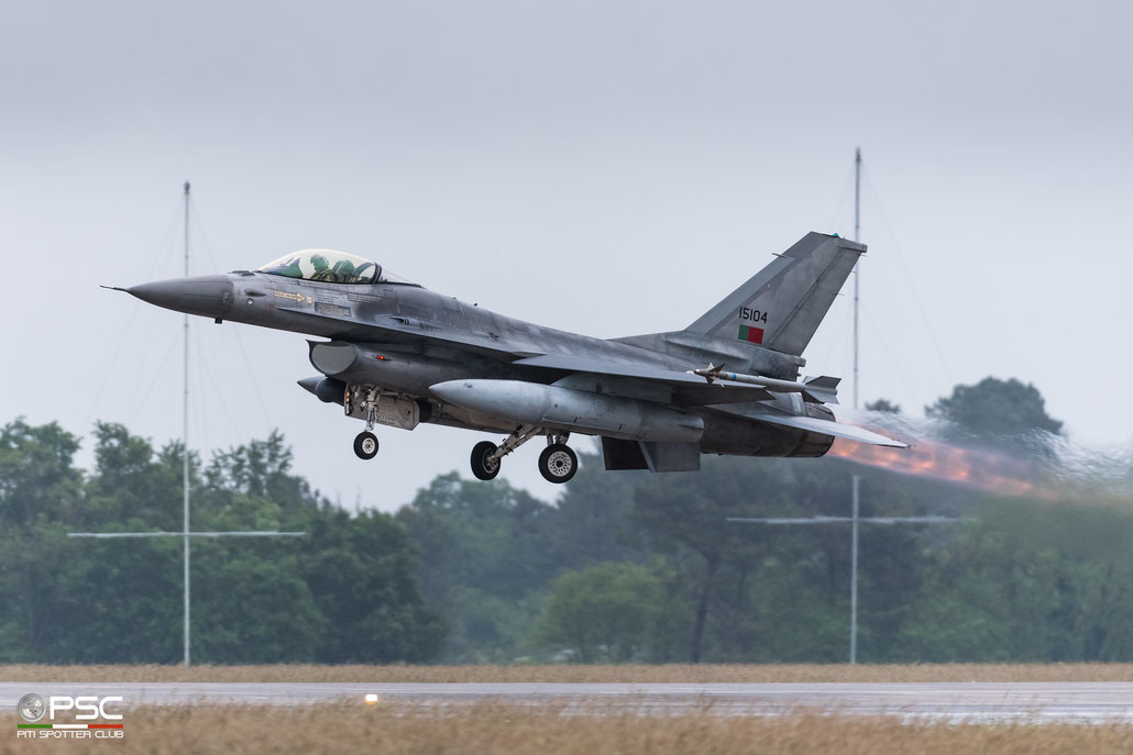 15104   F-16AM  AA-04  Esq201/301   © Piti Spotter Club Verona 