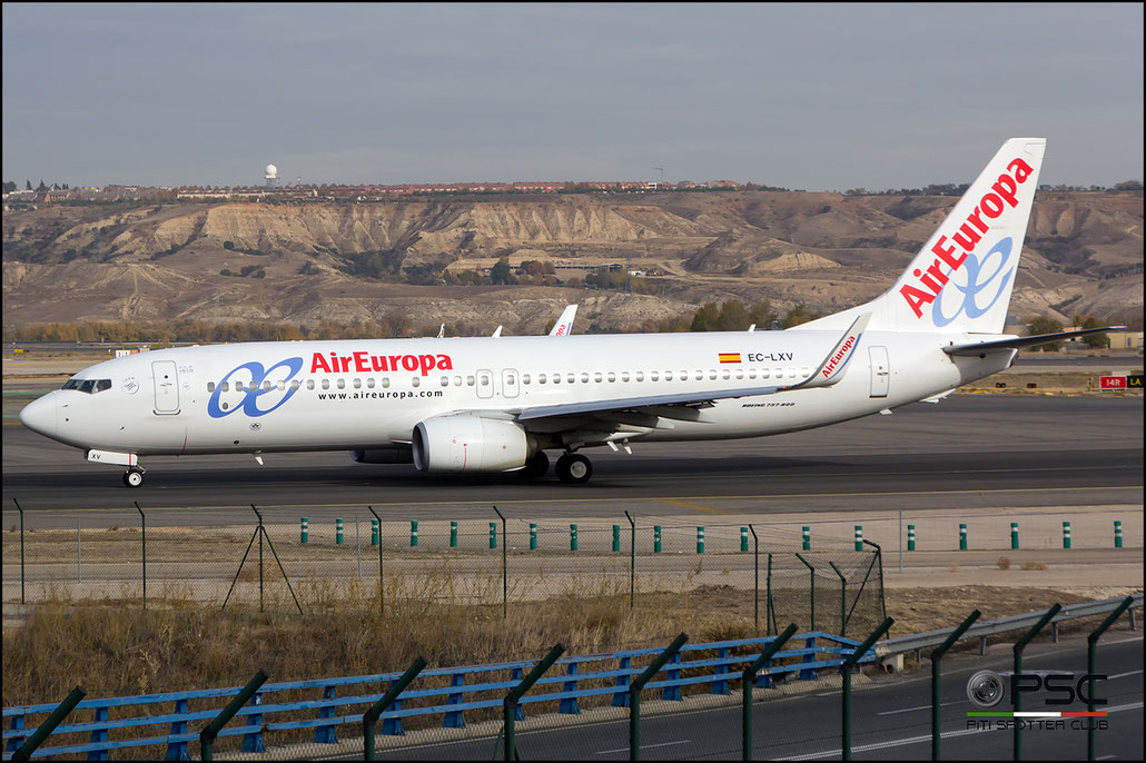 EC-LXV B737-85P 36594/4666 Air Europa @ Madrid Airport 23.11.2017 © Piti Spotter Club Verona