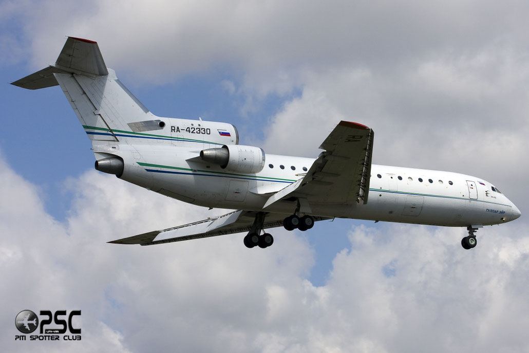 RA 42330 - Tulpar Air Service - Yakovlev Yak-42D
