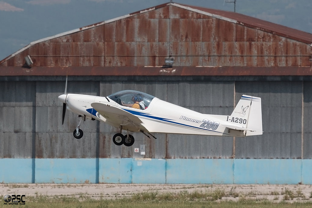 I-A290 Pioneer 200 Hawk @ Aeroporto Verona Boscomantico © Piti Spotter Club Verona