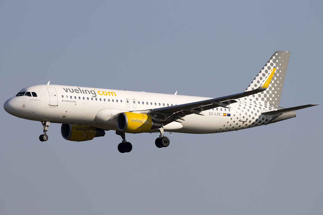 EC-LVX A320-214 5673 Vueling Airlines @ Venezia Airport 22.08.2015 © Piti Spotter Club Verona