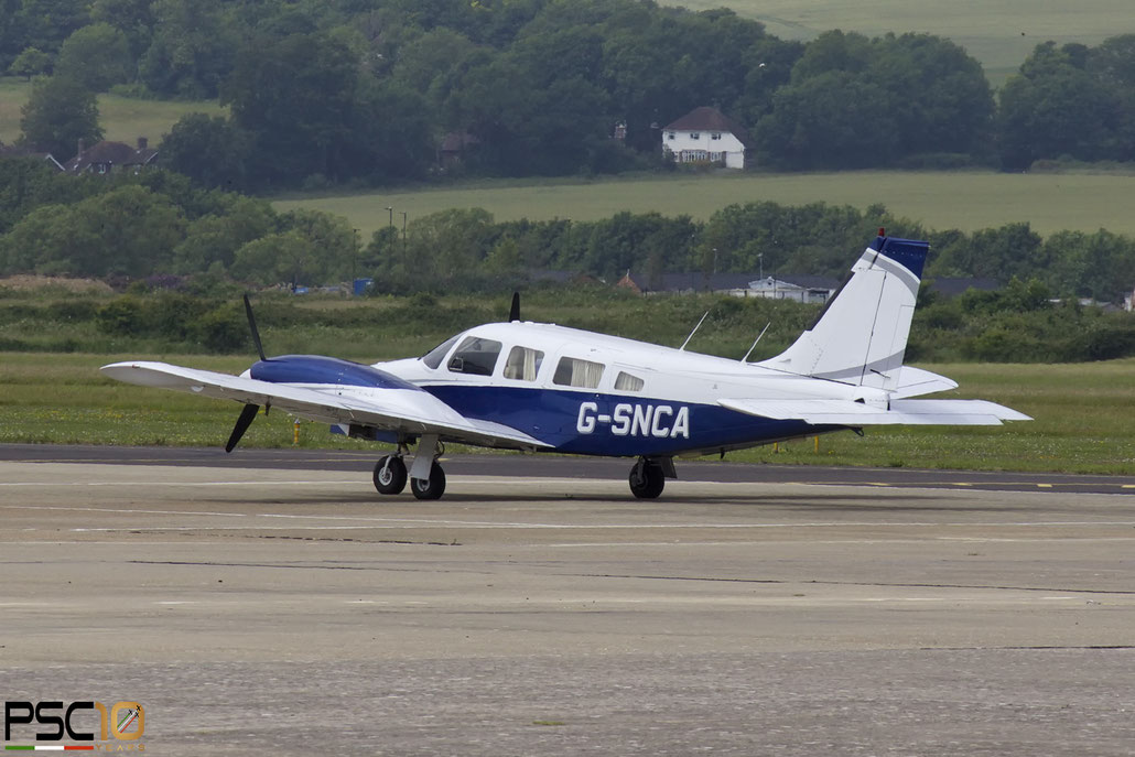 G-SNCA - Piper PA-34-200T Seneca II [34-7970355] @ Brighton City Airport ©  2022 Piti Spotter Club Verona