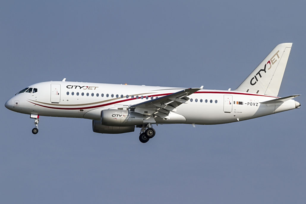 I-PDVZ - CityJet Sukhoi Superjet 100 @ Venezia Airport 26.05.2016 © Piti Spotter Club Verona