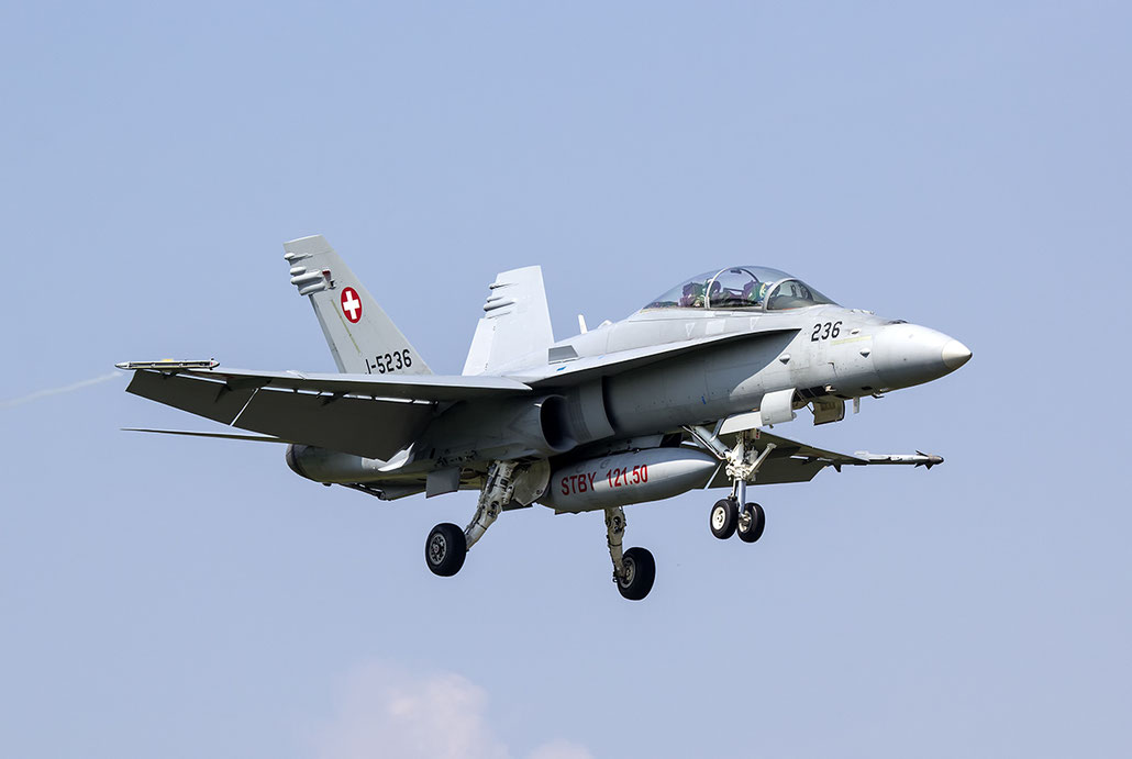 J-5236   F/A-18D-48-MC  1332/SFD006 © Piti Spotter Club Verona 