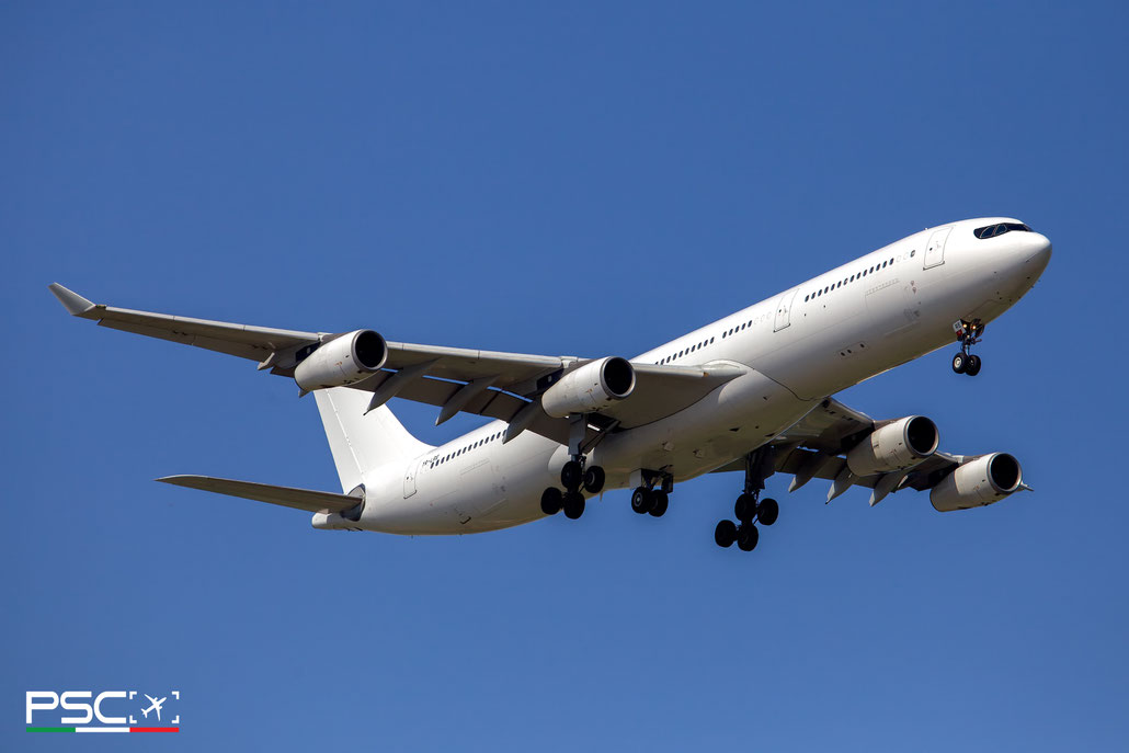 YR-LRE Airbus A340-313 938  CFM56-5C4/P  Legend Airlines  2008 @ Aeroporto di Verona 08 2024 © Piti Spotter Club Verona