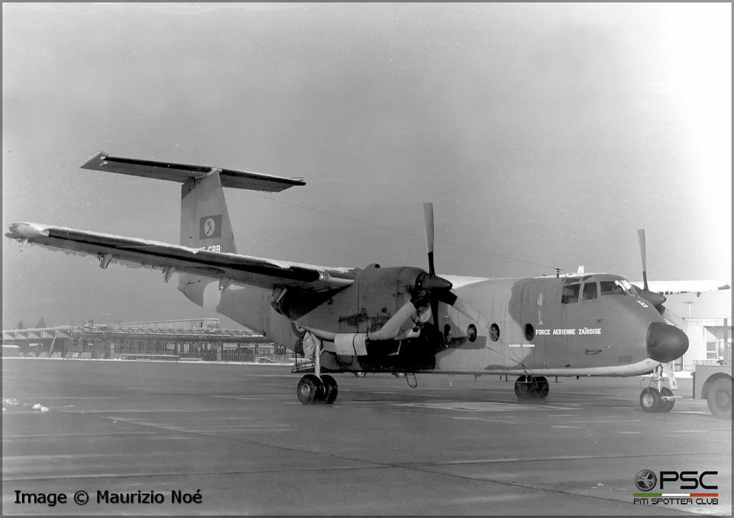 9T-CBB De Havilland Canada DHC-5D Buffalo 73  CT64  Zaire Air Force 1976 @ Milano Malpensa © collezione Maurizio Noè - Piti Spotter Club Verona