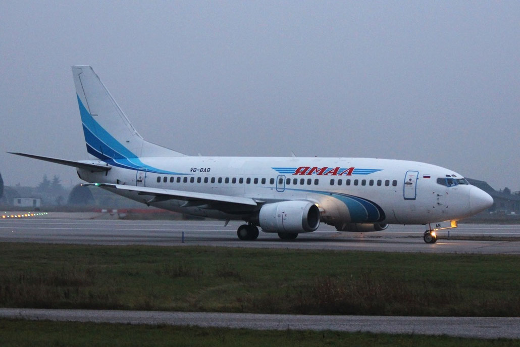 Boeing 737 - MSN 28565 - VQ-BAB @ Aeroporto di Verona © Piti Spotter Club Verona