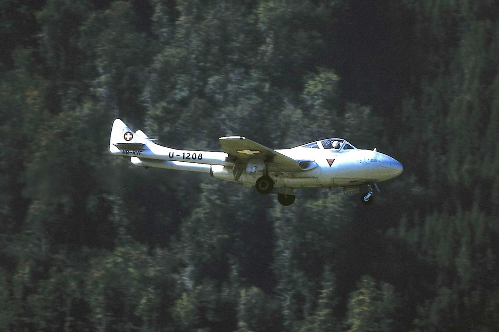 U-1208  Vampire T55 868 to HB-RVF