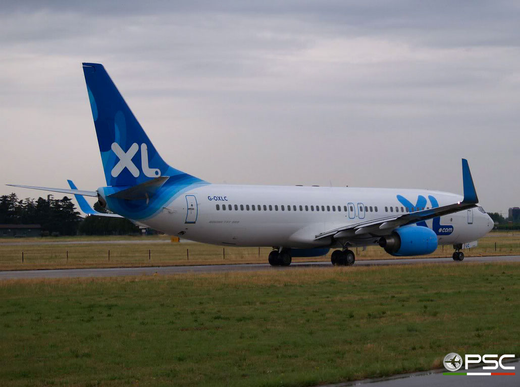 G-OXLC B737-8BK 33029/1945 XL Airways UK @ Aeroporto di Verona 02.06.2007  © Piti Spotter Club Verona