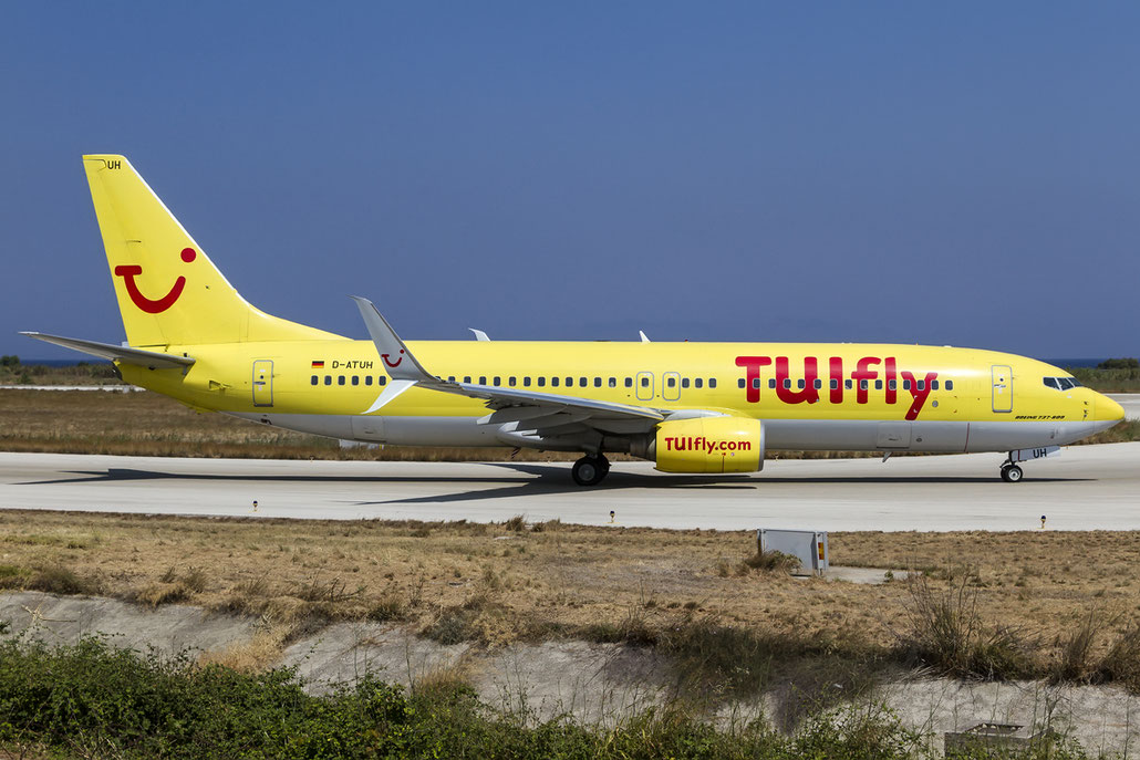 D-ATUH B737-8K5 34689/1935 TUIfly @ Rhodes Airport 11.07.2015 © Piti Spotter Club Verona
