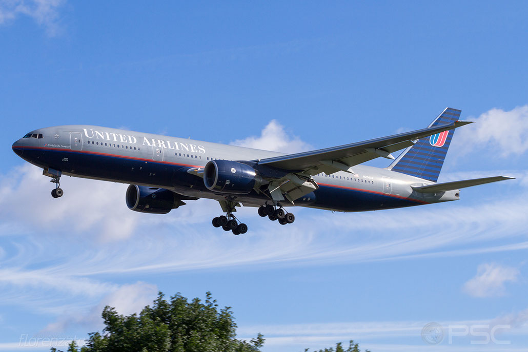 N204UA B777-222ER 28713/191 United Airlines @ London Heathrow Airport 2010 © Piti Spotter Club Verona