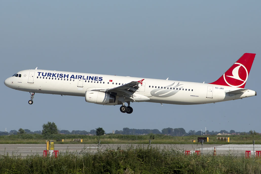 TC-JRU A321-231 4788 Turkish Airlines - THY Türk Hava Yollari @ Venezia Airport 20.07.2014 © Piti Spotter Club Verona
