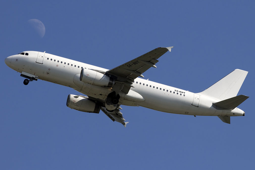 SX-BDT A320-232 1422 Hermes Airlines @ Venezia Airport 22.08.2015 © Piti Spotter Club Verona