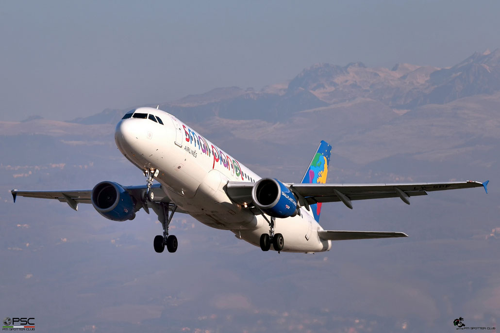 LY-SPF A320-214 967 Small Planet Airlines @ Aeroporto di Verona - 21.01.2017  © Piti Spotter Club Verona