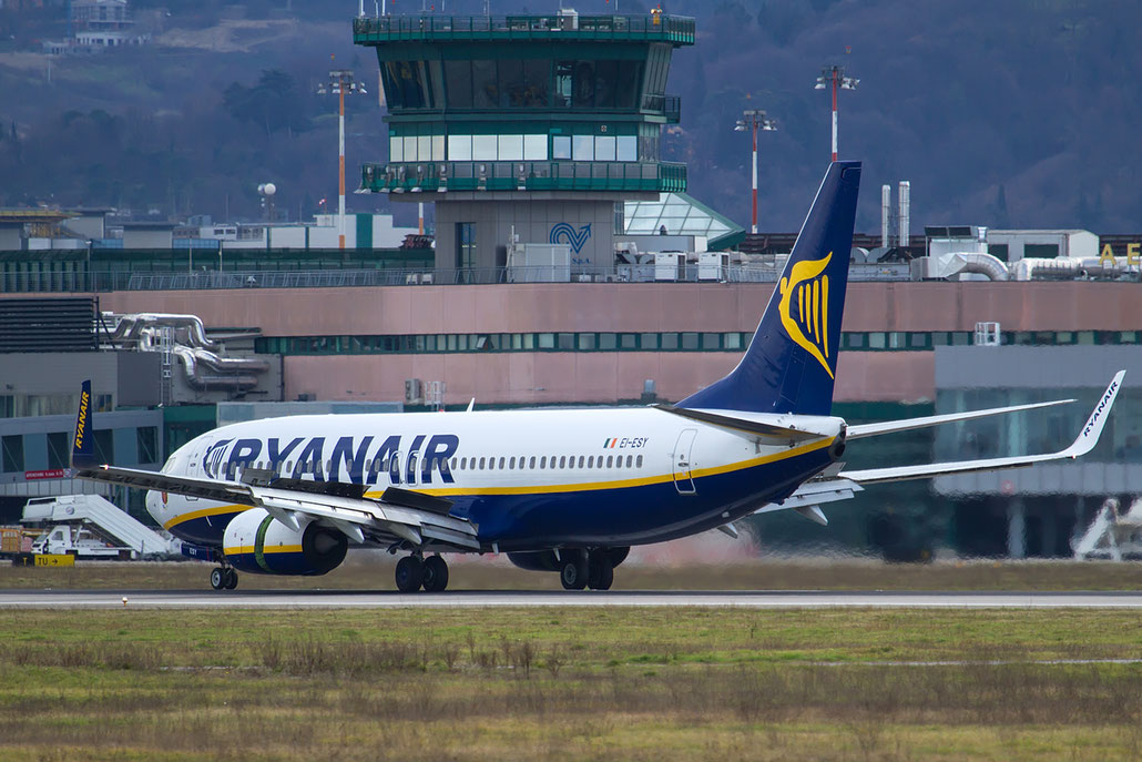 EI-ESY B737-8AS 34999/3829 Ryanair @ Bologna Airport 12.02.2016 © Piti Spotter Club Verona