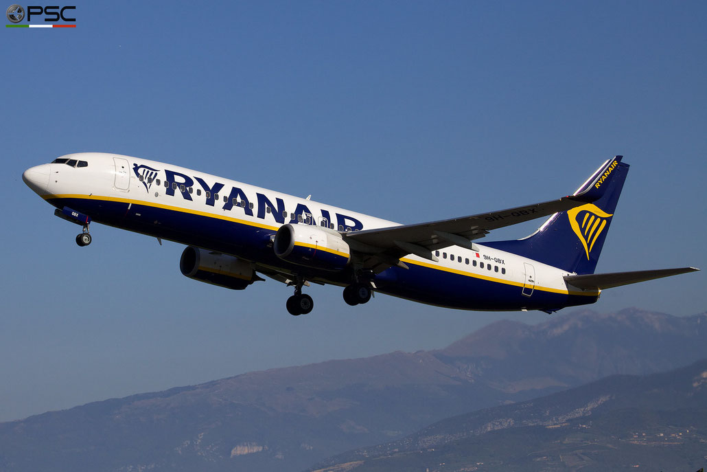 9H-QBX B737-8AS 61580/5782 Malta Air (Ryanair) @ Aeroporto di Verona - 09/2023  © Piti Spotter Club Verona