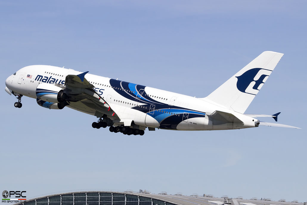 9M-MNE Airbus A380-841 094  Trent 970  Malaysia Airlines @ London Heathrow 08 2017 © Piti Spotter Club Verona 2012 