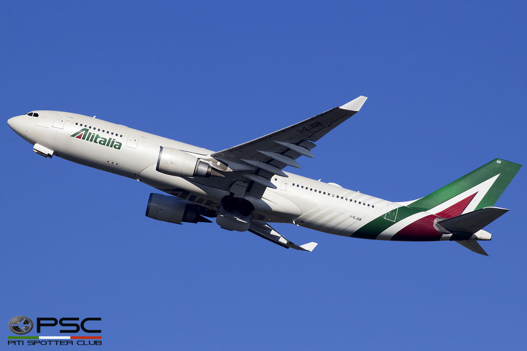 I-EJGB A330-202 831 Alitalia @ Roma Fiumicino Airport 18.12.2016 © Piti Spotter Club Verona