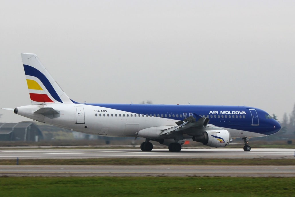 ER-AXV A320-211 622 Air Moldova