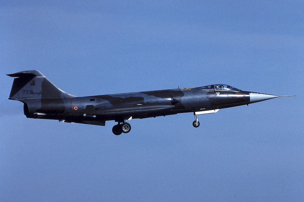 Gli F-104 del Terzo Stormo: 3-32 -  @ Aeroporto di Verona   © Piti Spotter Club Verona