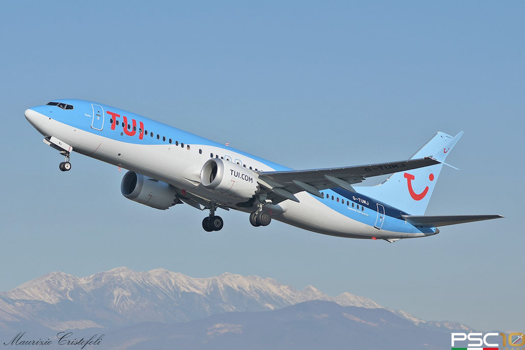 G-TUMJ  B737-8  44604/7525  TUI Airways  @ Aeroporto di Verona  01 2022 © Piti Spotter Club Verona