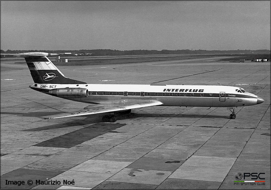 DM-SCT Tupolev Tu-134A 23-09 8068 D-30-II  Interflug 1974  © collezione Maurizio Noè p.g.c. - Piti Spotter Club Verona