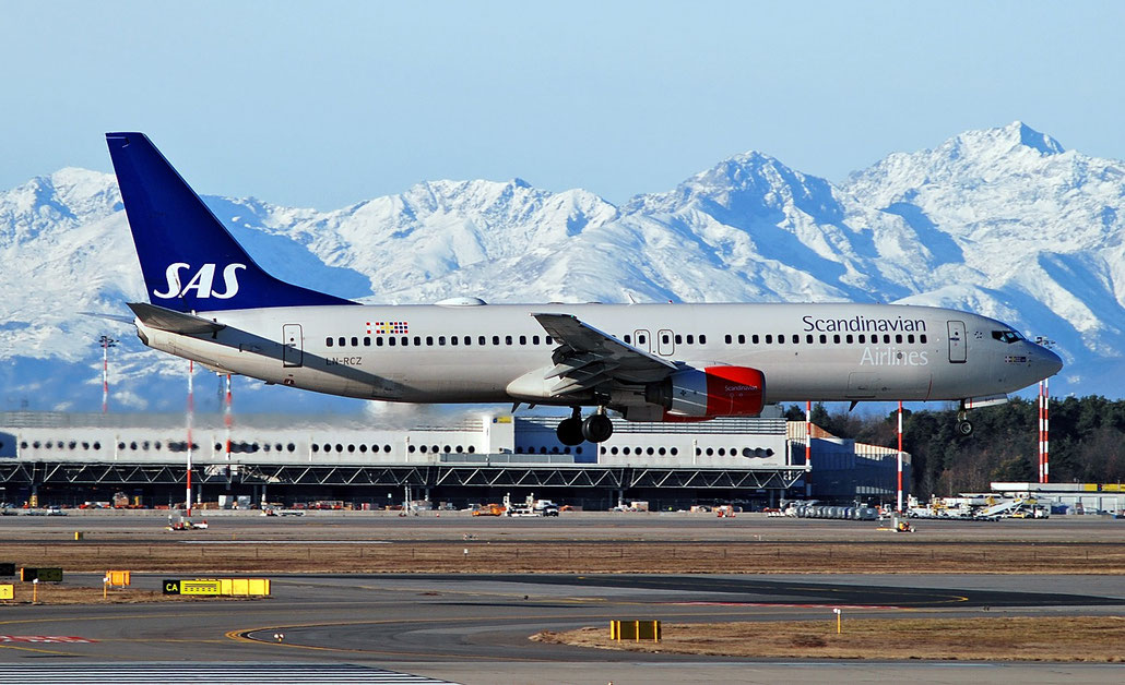 LN-RCZ B737-883 30197/798 SAS Scandinavian Airlines - Scandinavian Airlines System @ Milano Malpensa Airport 29.12.2017 © Piti Spotter Club Verona