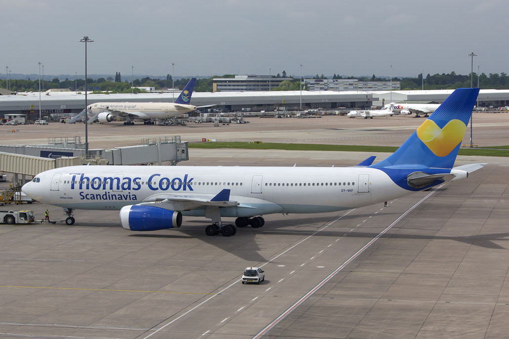 OY-VKF A330-243 309 Thomas Cook Airlines Scandinavia @ Manchester Airport 13.05.2014 © Piti Spotter Club Verona