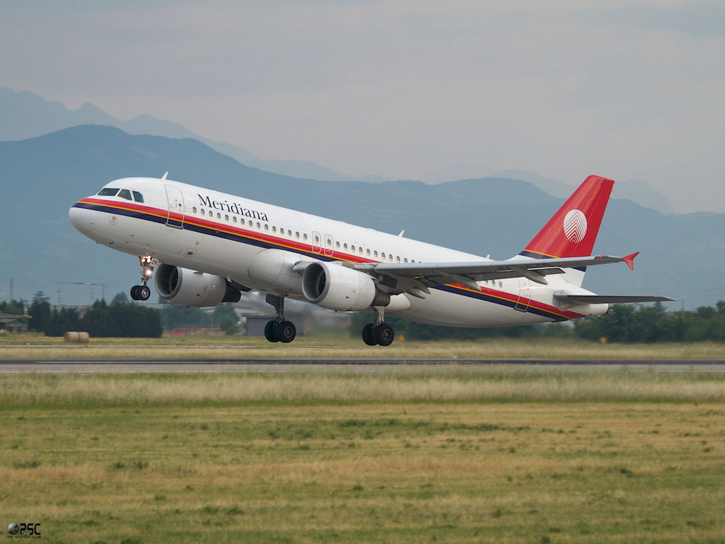 EI-EZR  A320-214  1198  Meridiana  @ Aeroporto di Verona © Piti Spotter Club Verona 