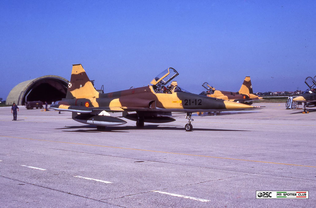 A.9-052  21-12  SF-5A  2052 © Piti Spotter Club Verona 