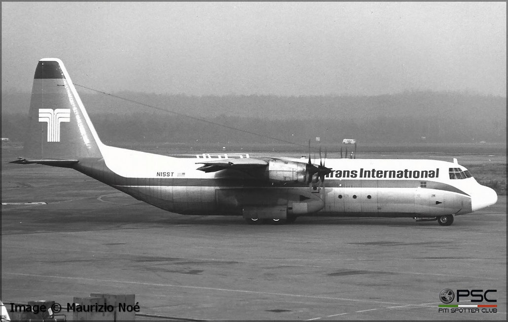 N15ST Lockheed L-100-30 Hercules 4391  AL501-D22A  TIA Trans International Airlines 1970  © collezione Maurizio Noè p.g.c. - Piti Spotter Club Verona