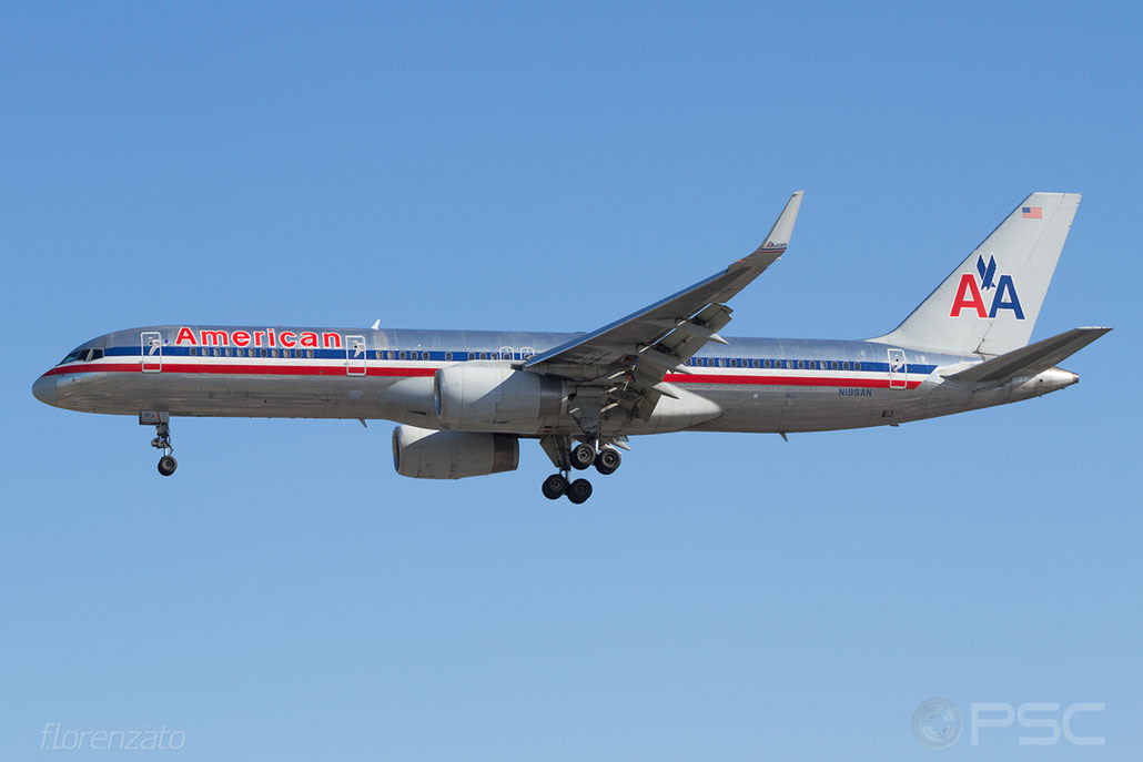 N199AN B757-223 32393/991 American Airlines @ London Heathrow Airport 2010 © Piti Spotter Club Verona