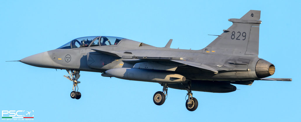 39829 829 JAS39D 39-829 F7 @ Leeuwarden Air Base 04 2025 © Piti Spotter Club Verona