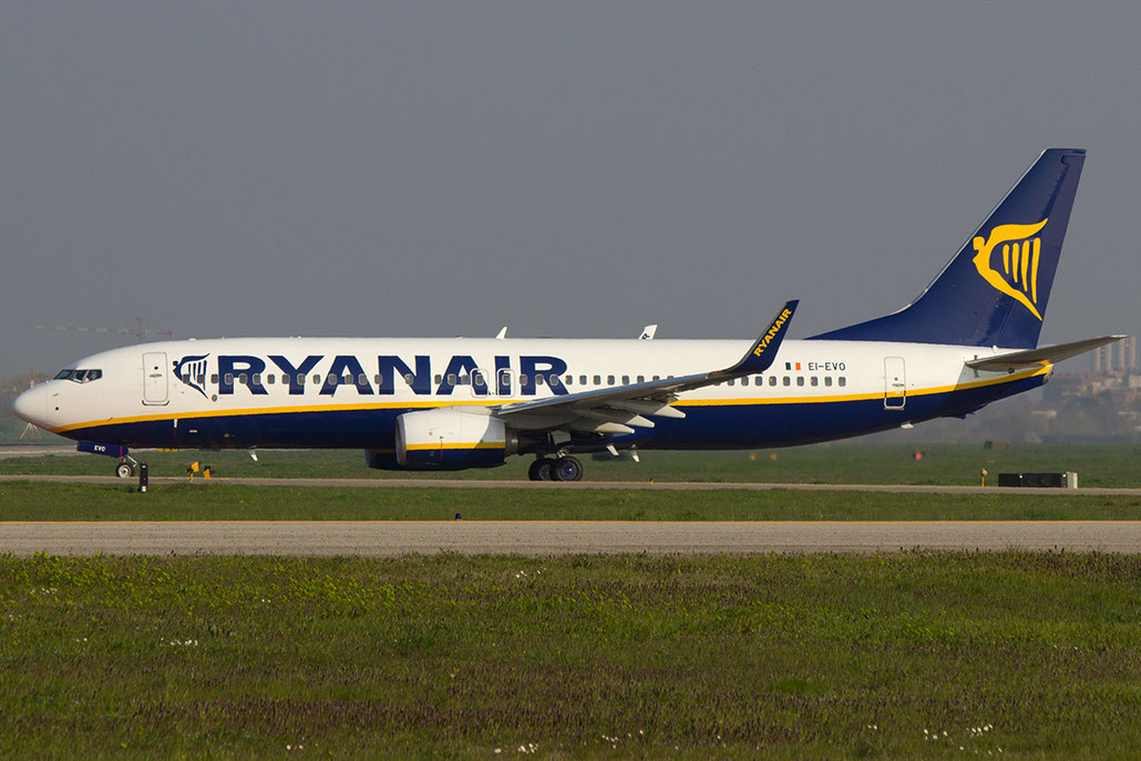 EI-EVO B737-8AS 40297/4011 Ryanair  @ Bologna Airport 14.03.2014 © Piti Spotter Club Verona