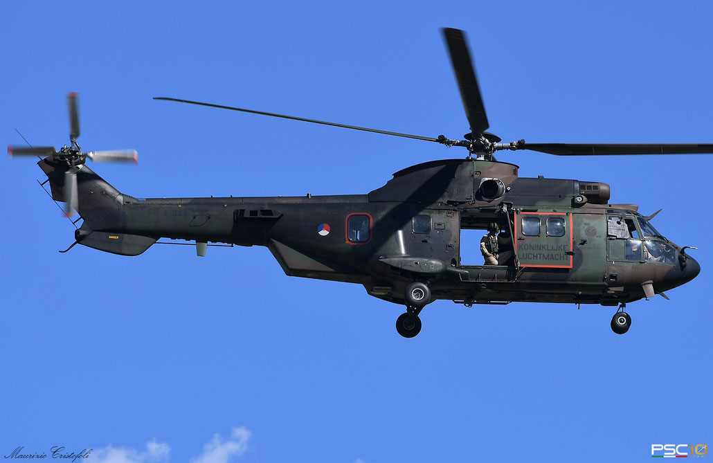 S-444   AS532U2  2444  300sq @ Aviano ©  2022 Piti Spotter Club Verona