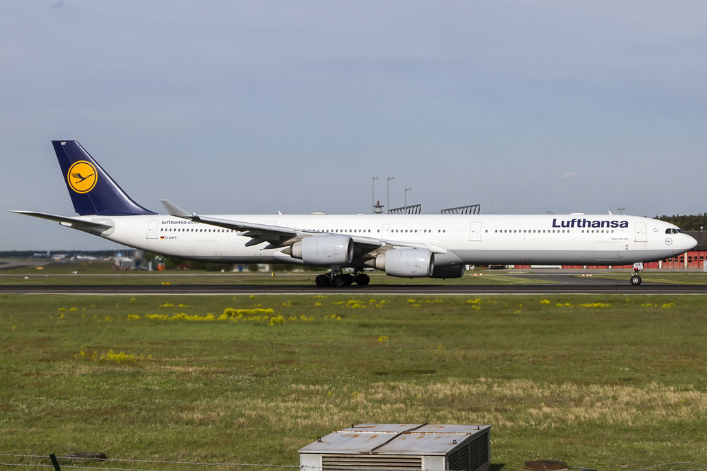 D-AIHT A340-642 846 Lufthansa @ Frankfurt Airport 08.05.2015 © Piti Spotter Club Verona