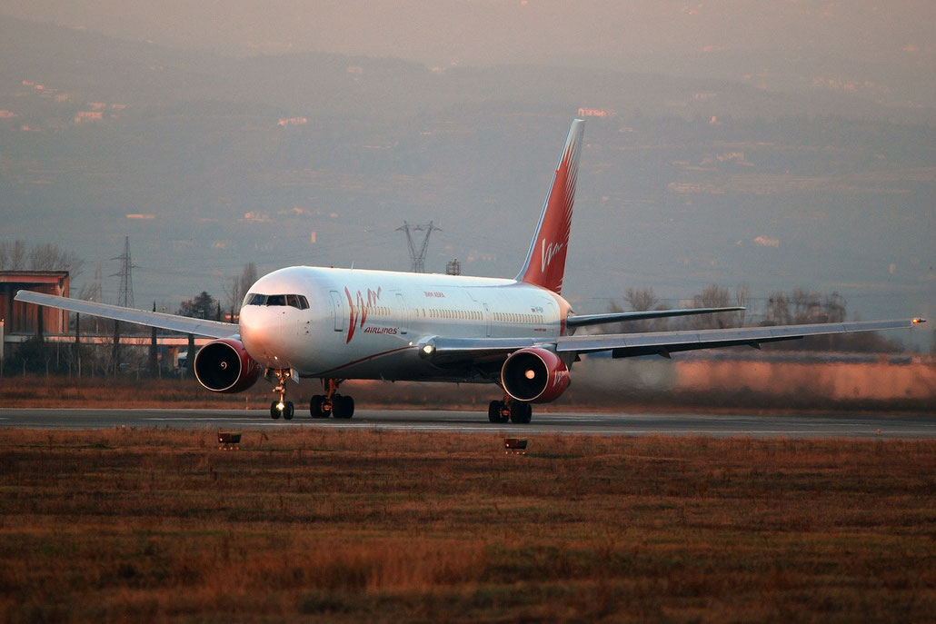 VP-BVI B767-3Q8ER 24746/378 VIM Airlines @ Aeroporto di Verona - 30.12.2016  © Piti Spotter Club Verona