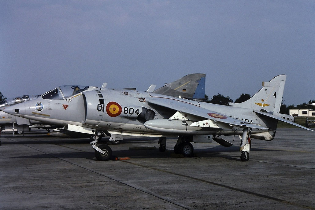 VA.1-3  01-804  AV-8A(S)  712181/103 © Piti Spotter Club Verona 