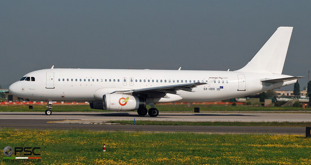 SX-ODS A320-232 2724 Orange2fly @ Aeroporto di Verona 04.2019  © Piti Spotter Club Verona