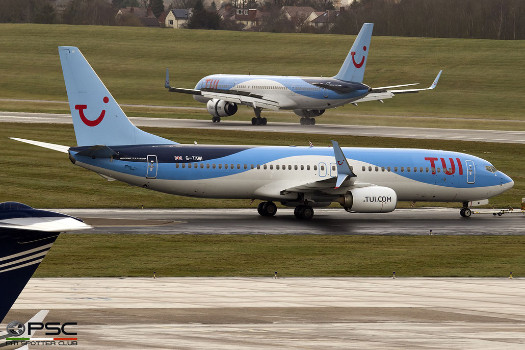 G-TAWI B737-8K5 37267/4006 TUI Airways @ Birmingham Airport 11.2017 © Piti Spotter Club Verona