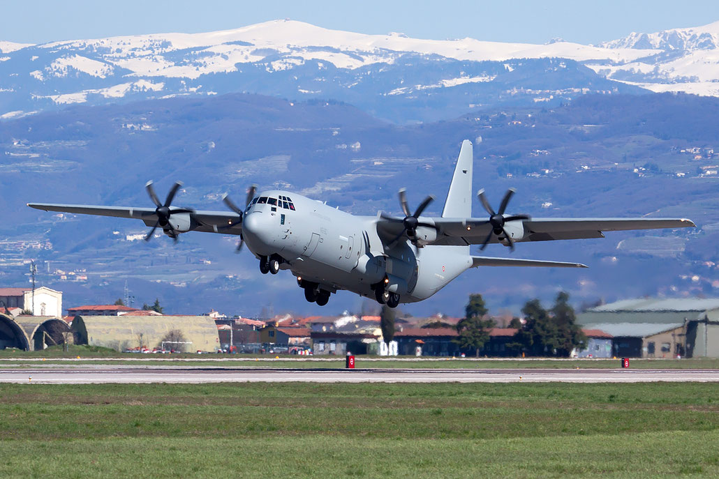 MM62194  46-60  C-130J-30  5548  50° Gruppo TM @ Aeroporto di Verona   © Piti Spotter Club Verona