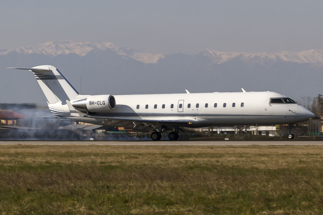 9H-CLG CL-850 8063 Air X Charter @ Innsbruck 02.2023 © Piti Spotter Club Verona