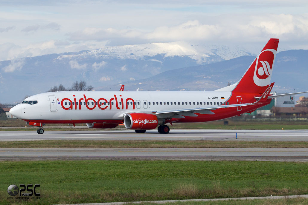 D-ABKM B737-86J 37755/3349 Air Berlin