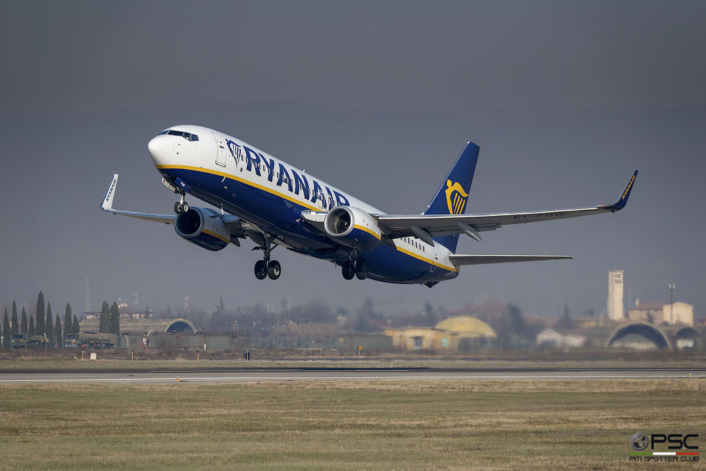 EI-FOW B737-8AS 44729/5826 Ryanair@ Aeroporto di Verona 05.01.2019 © Piti Spotter Club Verona