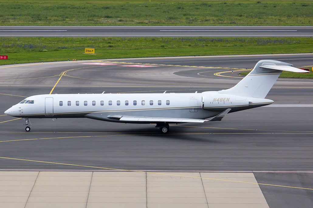 N48EN Bombardier Global 7500 70060  GE Passport 20  Solairus Aviation 2020 @ Vienna 04 2024 © Piti Spotter Club Verona