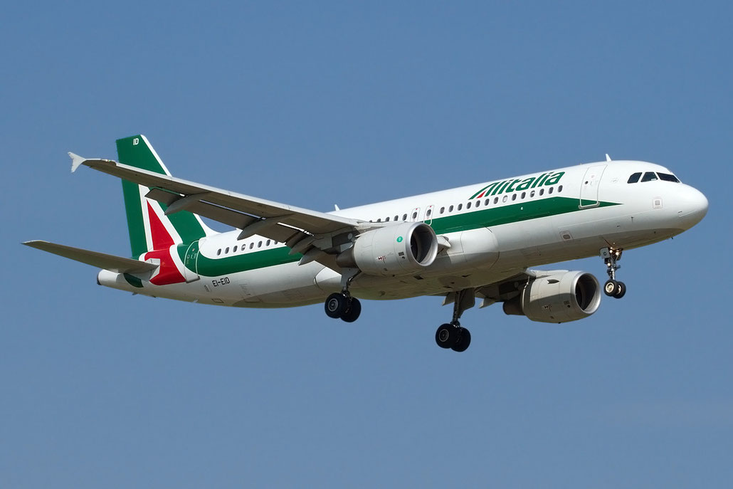 Airbus A320 - MSN 4523 - EI-EID  @ Aeroporto di Verona © Piti Spotter Club Verona