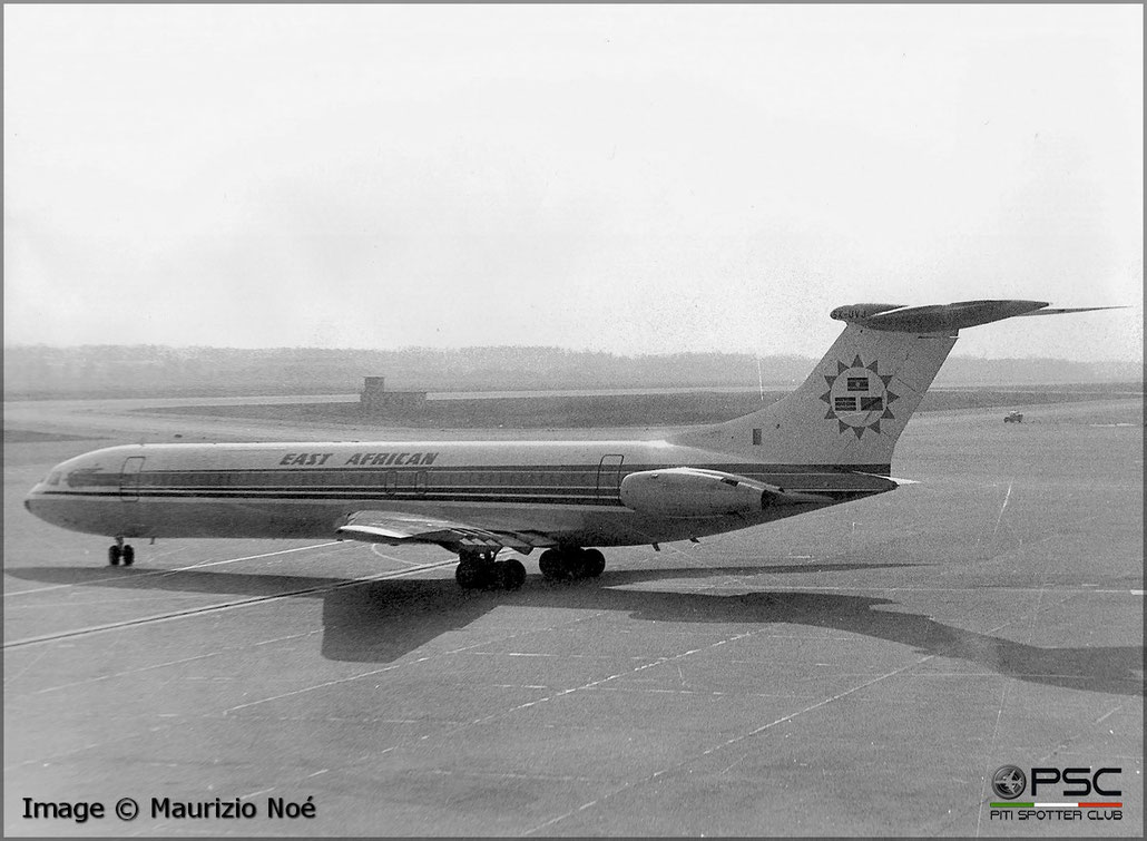 5X-UVJ BAC Vickers VC.10 K.3 884  RR Conway 101 Sqd Royal Air Force 1967 @ Milano Malpensa © collezione Maurizio Noè - Piti Spotter Club Verona