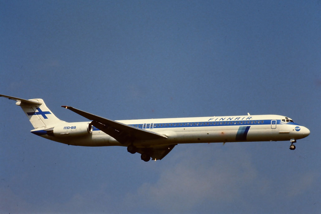 OH-LMT  MD-82  49877/1594  Finnair @ Aeroporto di Verona © Piti Spotter Club Verona