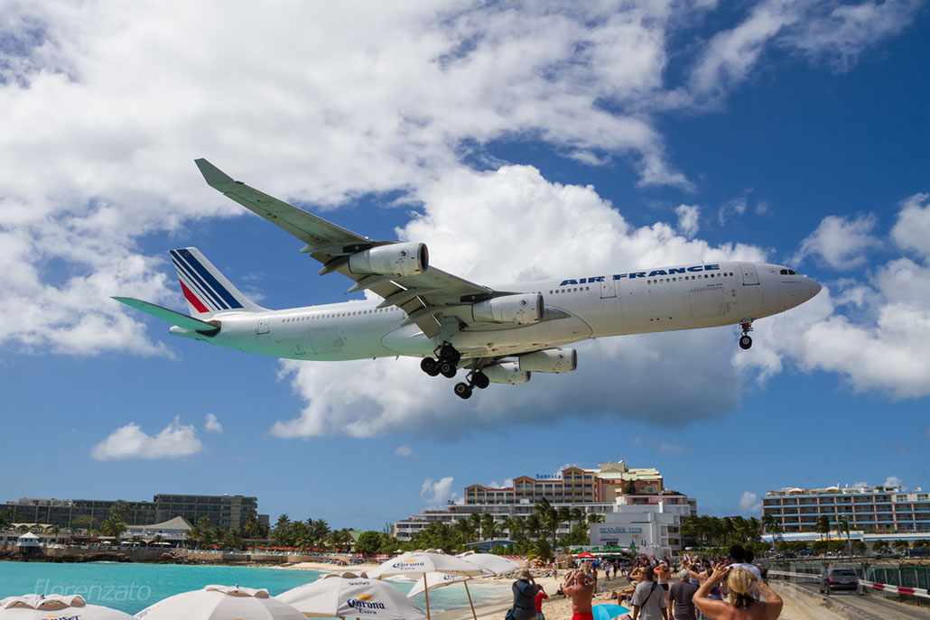 F-GLZU A340-313X 377 Air France @ Sint Maarten Airport 09.04.2016 © Piti Spotter Club Verona